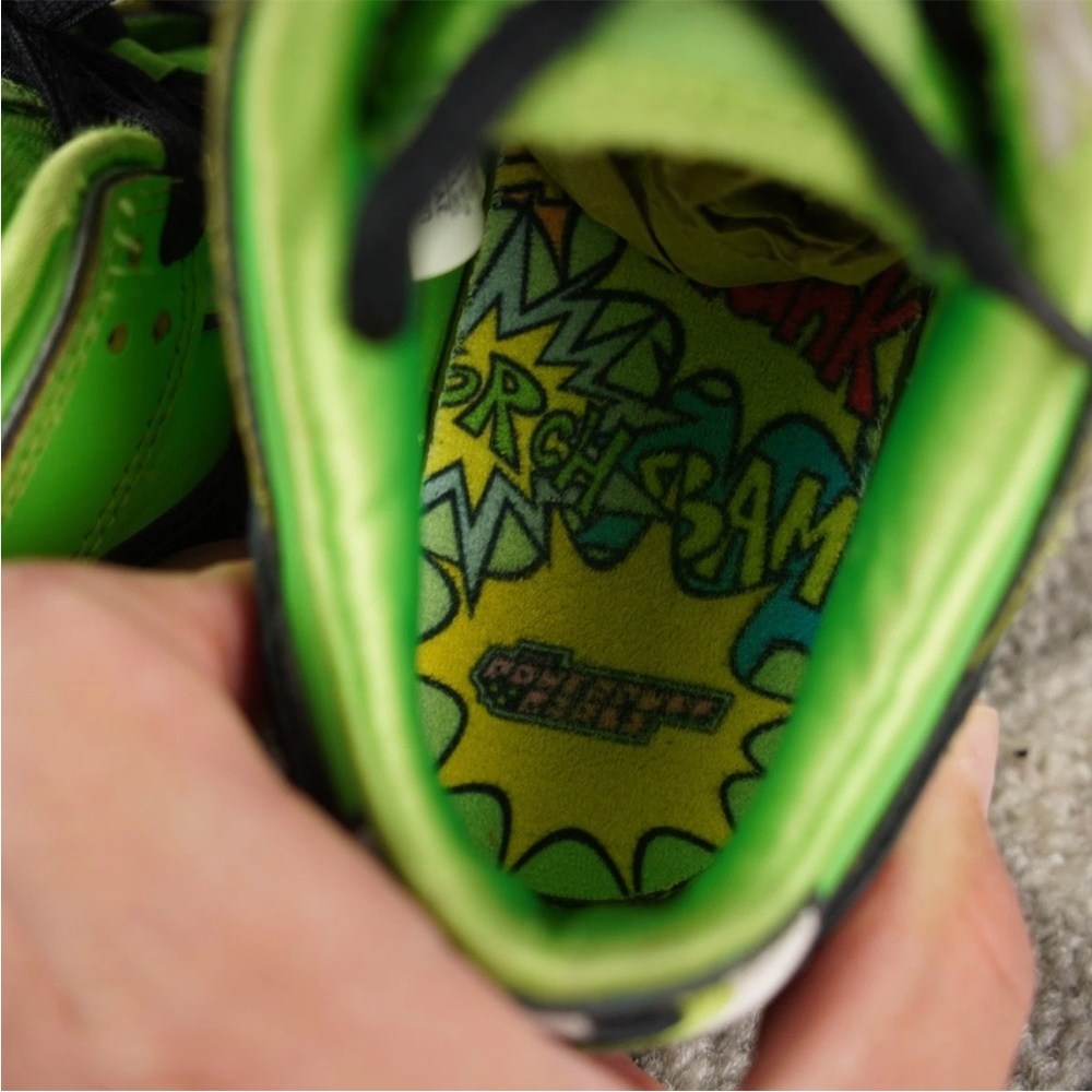 Nike SB Dunk Low Sneakers Kids Sz 2Y Powerpuff Girls Buttercup Green FZ8832-300 - Picture 10 of 13